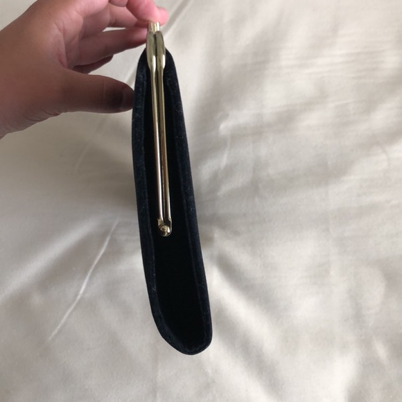 Vintage Velvet Clutch - Picture 3 of 6